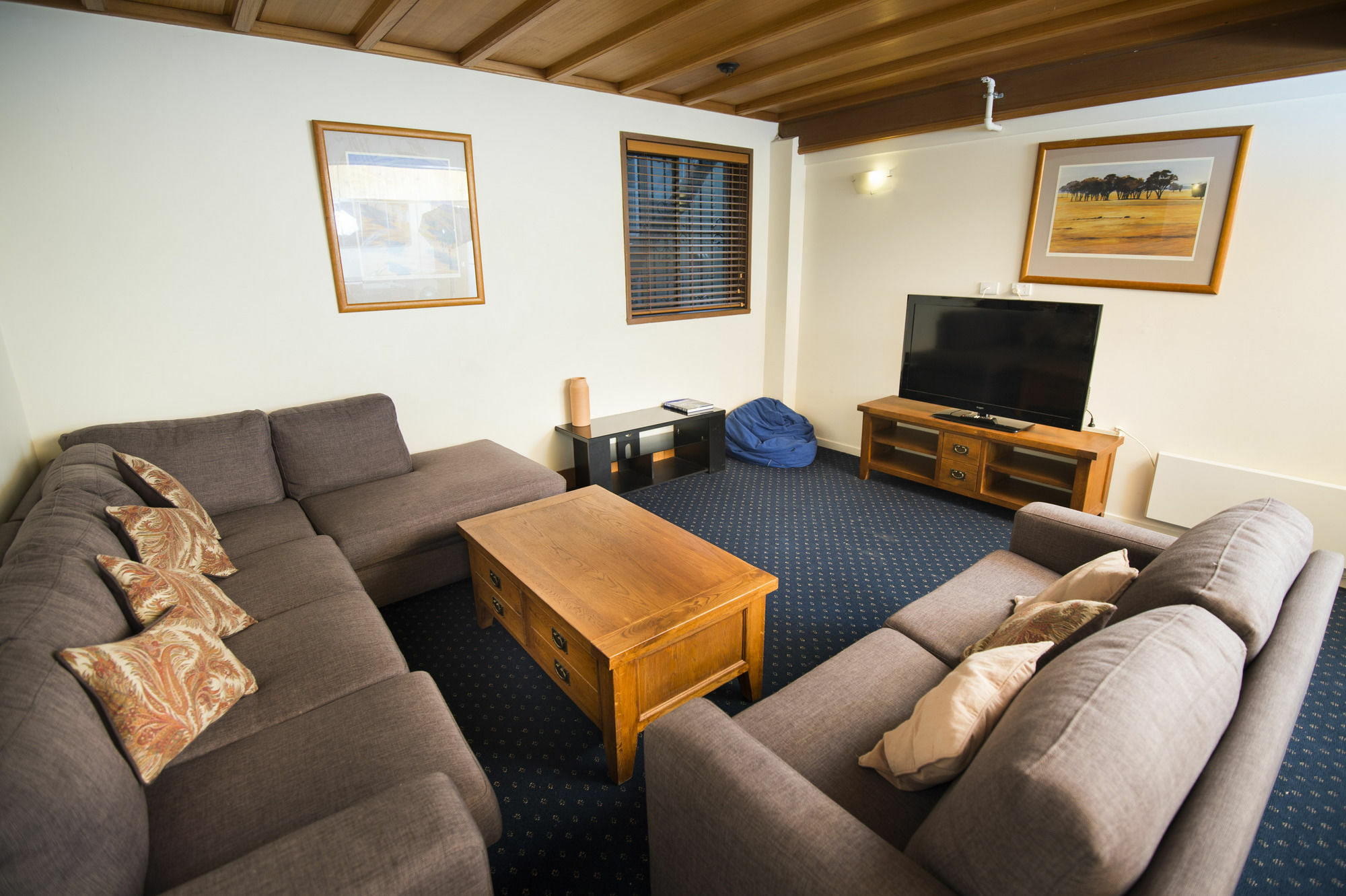 Enzian Hotel Mt Buller Mount Buller Dış mekan fotoğraf